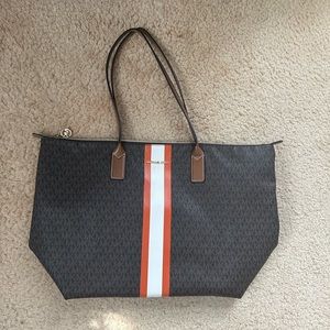 Micheal Kors Logo Stripe Tote with Zipper